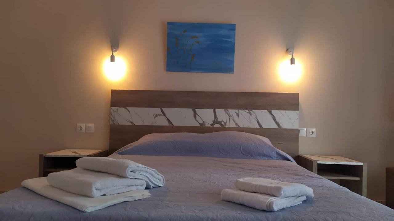 La Mer Rooms Peraia Bagian luar foto