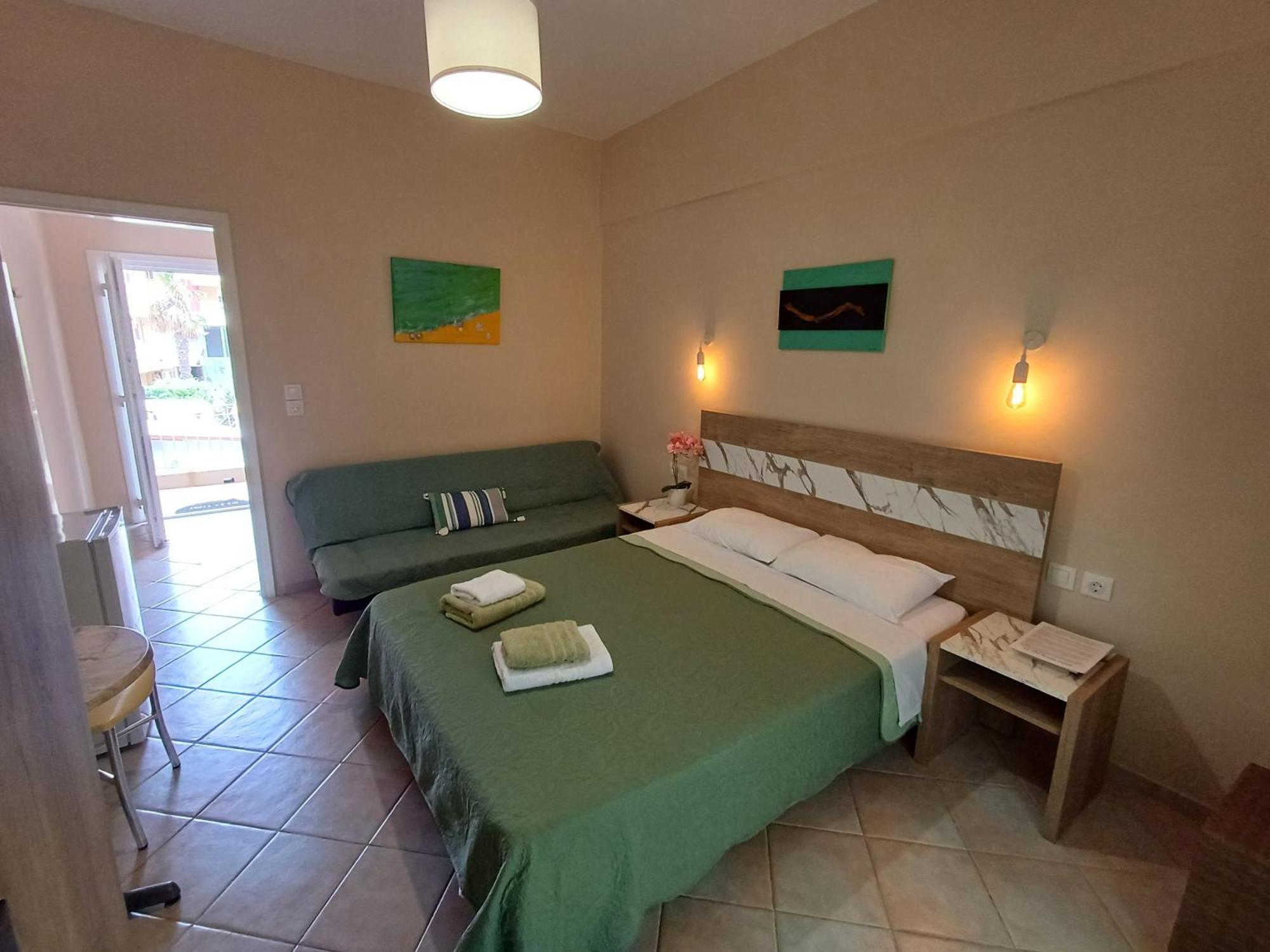 La Mer Rooms Peraia Bagian luar foto